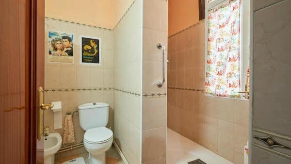 Habitacion Maravillosa En Apartamento Compartido Madrid Centro Екстер'єр фото